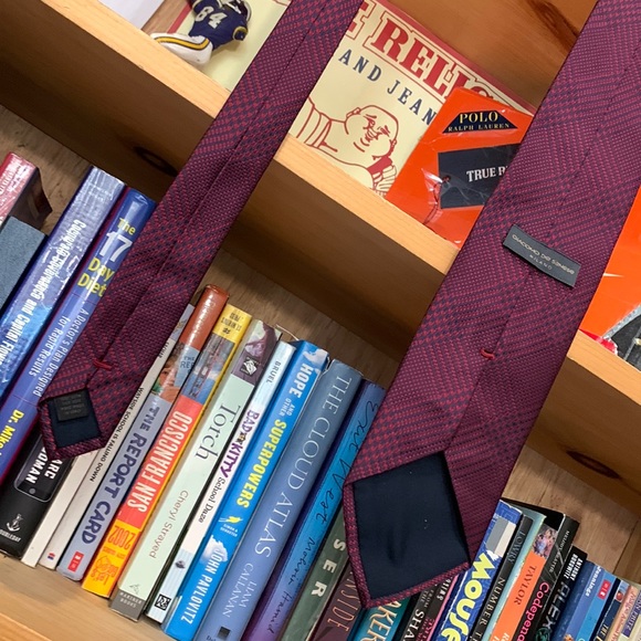 GIACOMO DE SENESE Milano-men’s red/blue design hand made silk tie - Picture 6 of 9